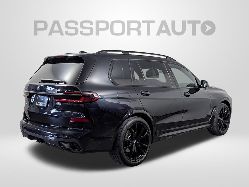 Used 2024 BMW X7 xDrive40i w/ M Sport Package AWD/4WD image 6