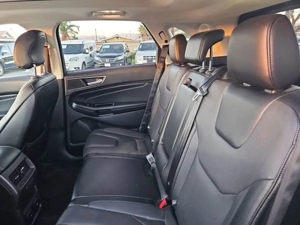 Used 2015 Ford Edge Titanium w/ Equipment Group 302A image 26