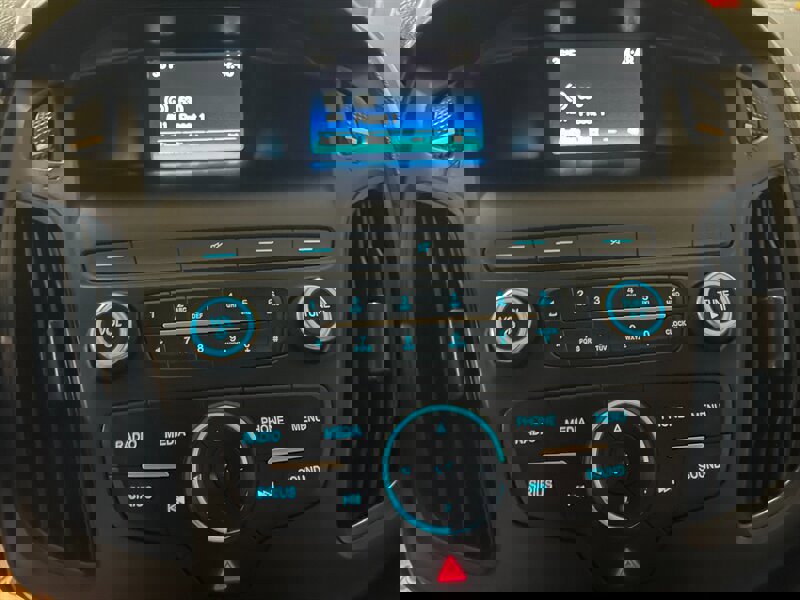 Used 2018 Ford Focus SE image 12