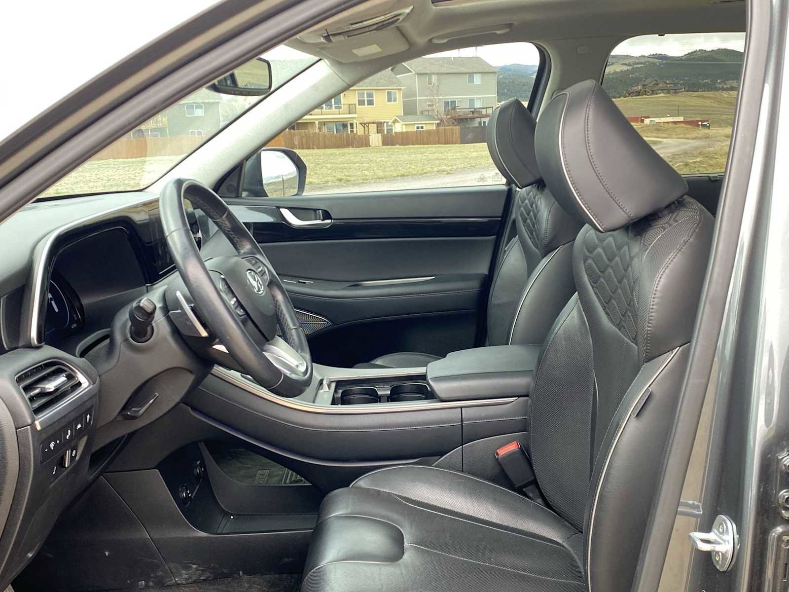 Used 2021 Hyundai Palisade Limited w/ Winter Package image 17