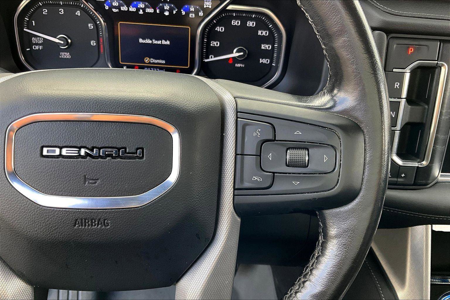 Used 2021 GMC Yukon Denali w/ Advanced Technology Package image 18