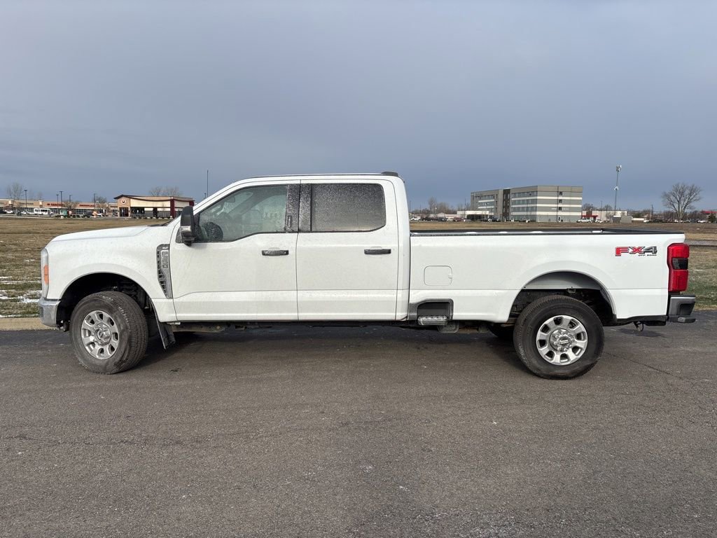 Used 2023 Ford F350 XLT w/ 360-Degree Camera Package image 7