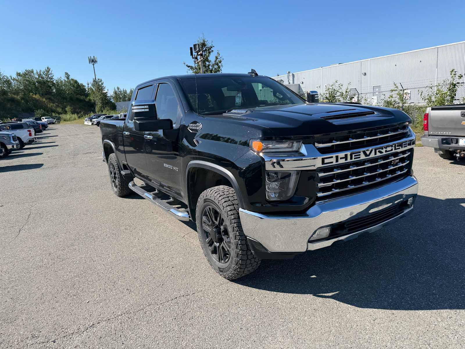 Used 2020 Chevrolet Silverado 2500 LTZ w/ LTZ Plus Package AWD/4WD image 5