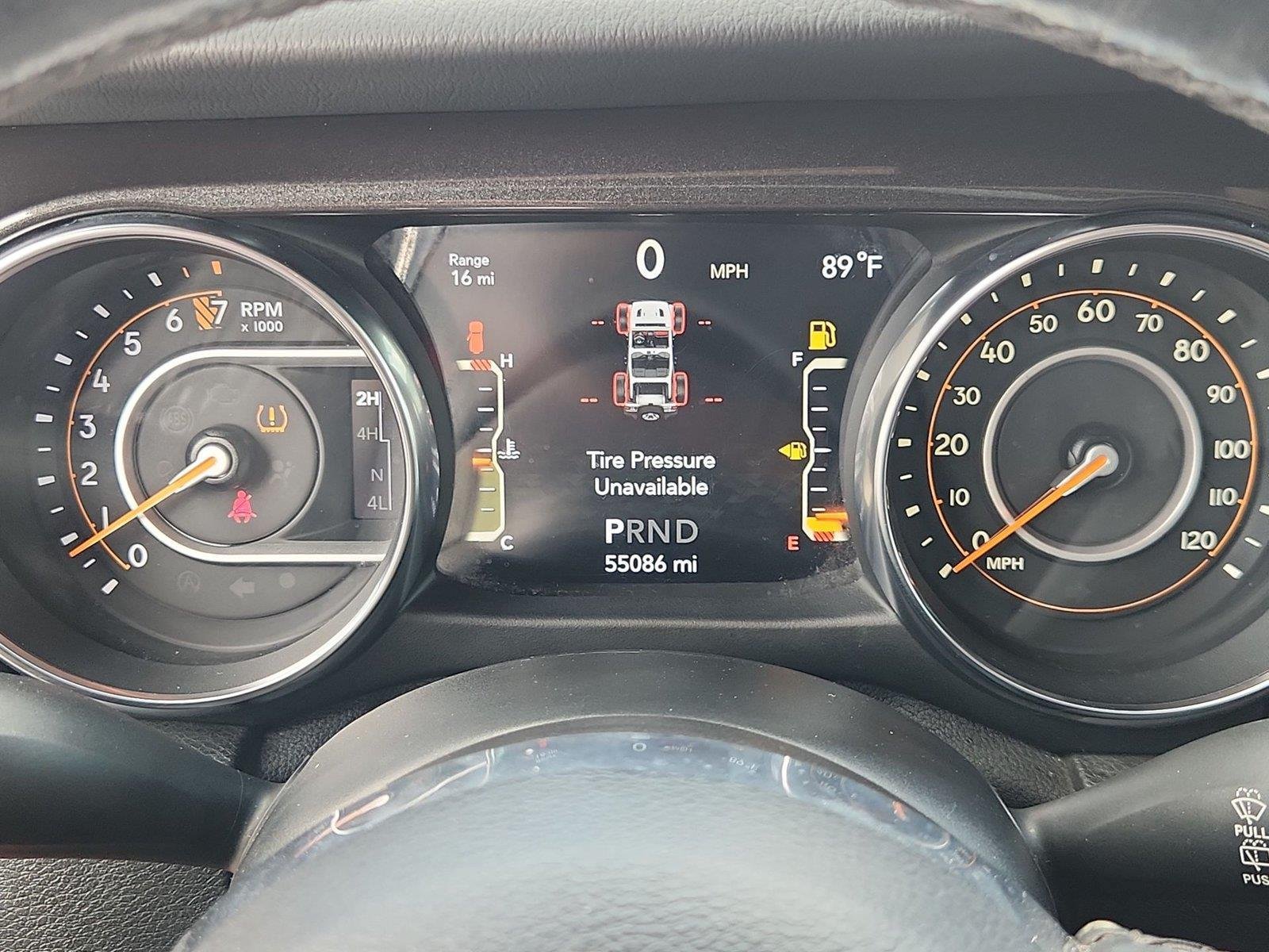 Used 2019 Jeep Wrangler Unlimited Sahara AWD/4WD image 12