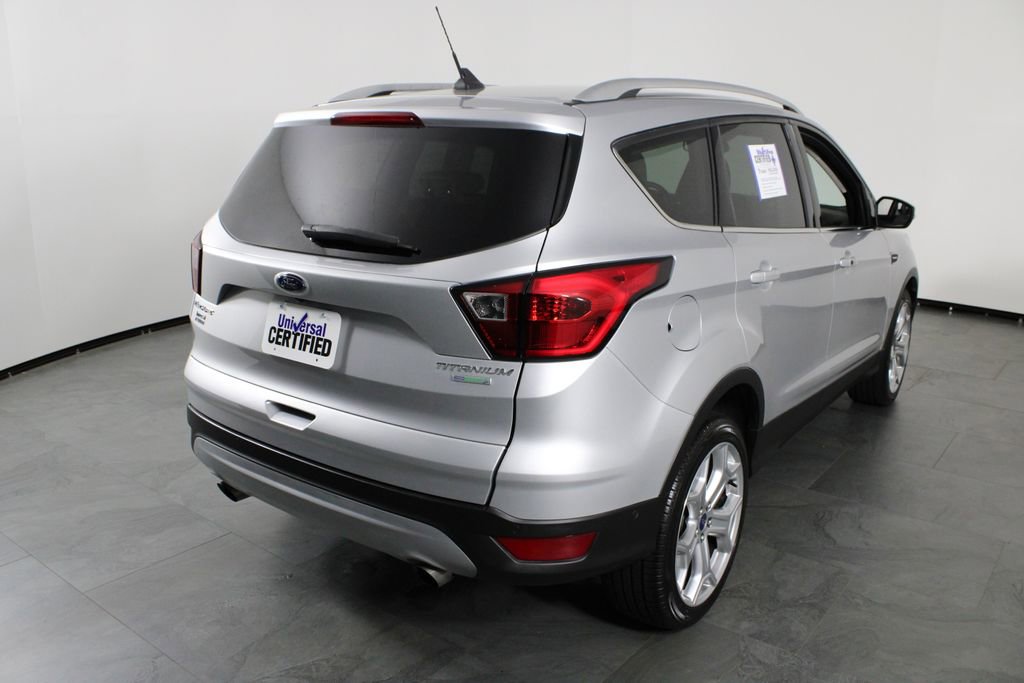 Used 2019 Ford Escape Titanium image 14