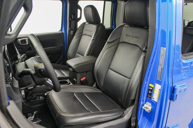 Used 2024 Jeep Wrangler Unlimited Sahara w/ Safety Group AWD/4WD image 21
