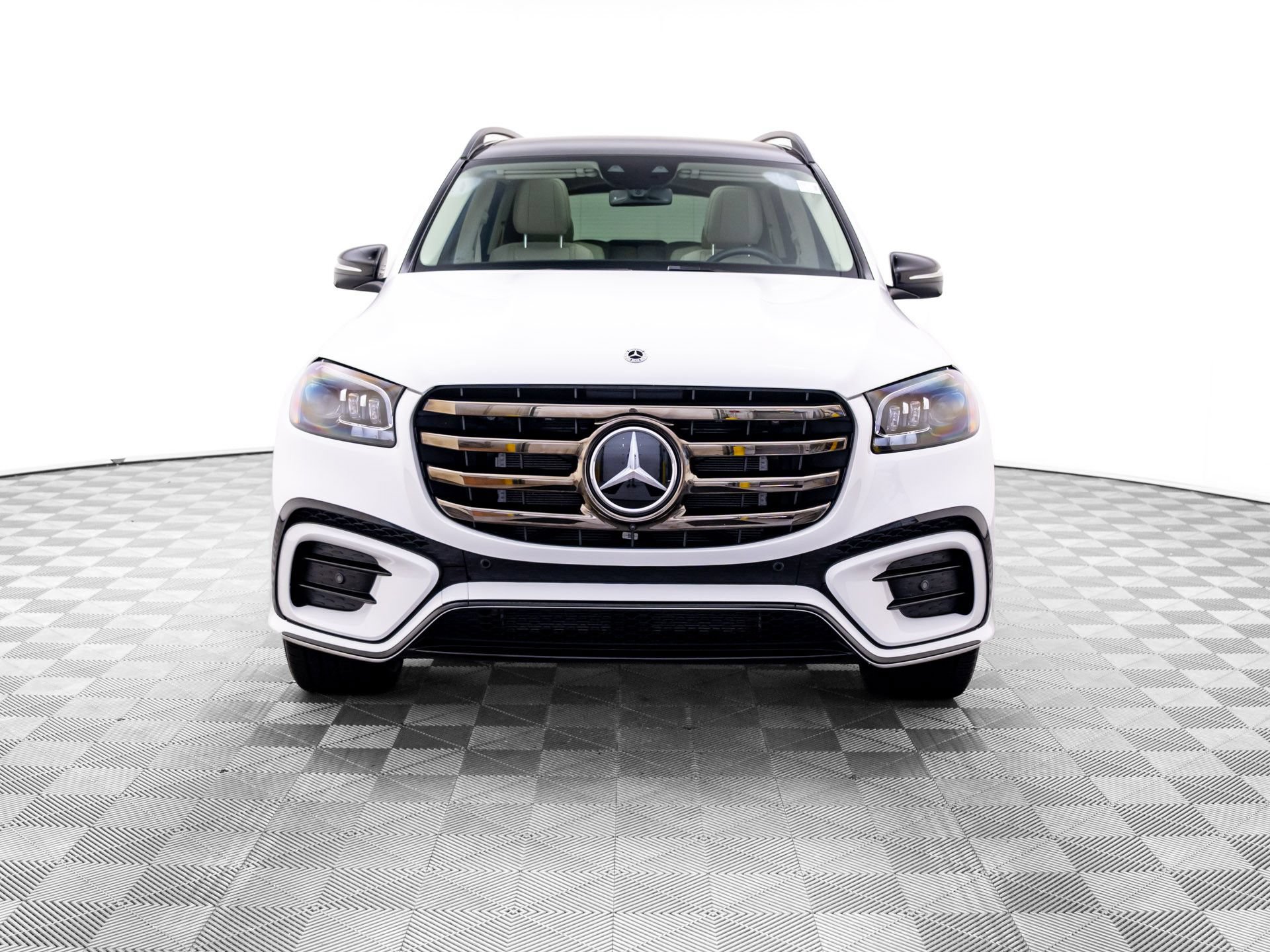 Used 2024 Mercedes-Benz GLS 450 4MATIC image 8