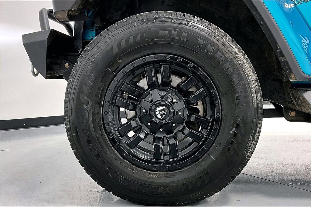 Used 2020 Jeep Wrangler Unlimited Sahara image 11