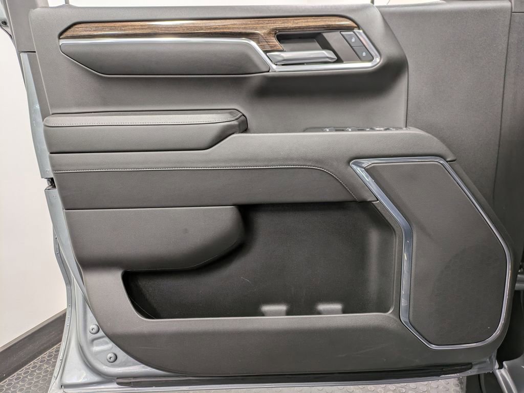 Used 2024 GMC Sierra 1500 Elevation image 8