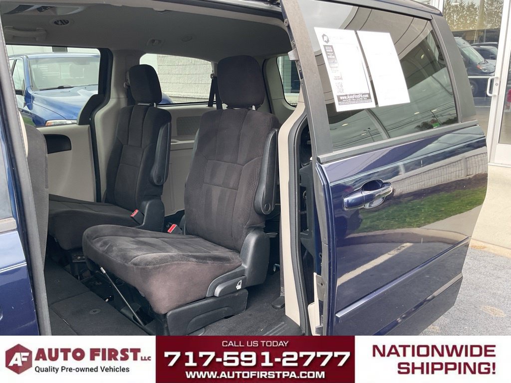 Used 2017 Dodge Grand Caravan SE w/ Power Window Group FWD image 9
