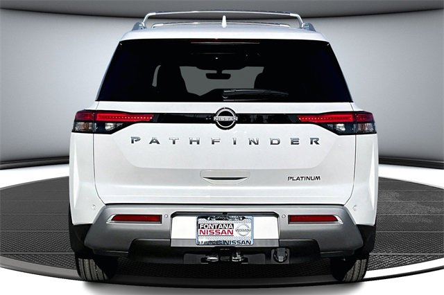 New 2025 Nissan Pathfinder Platinum image 4