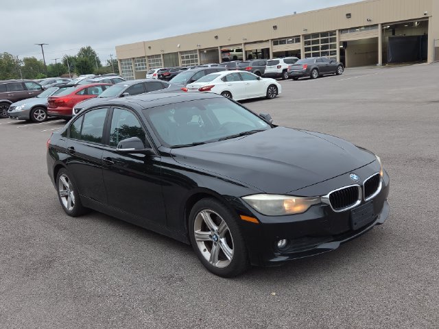 Used 2014 BMW 320i Sedan RWD image 4