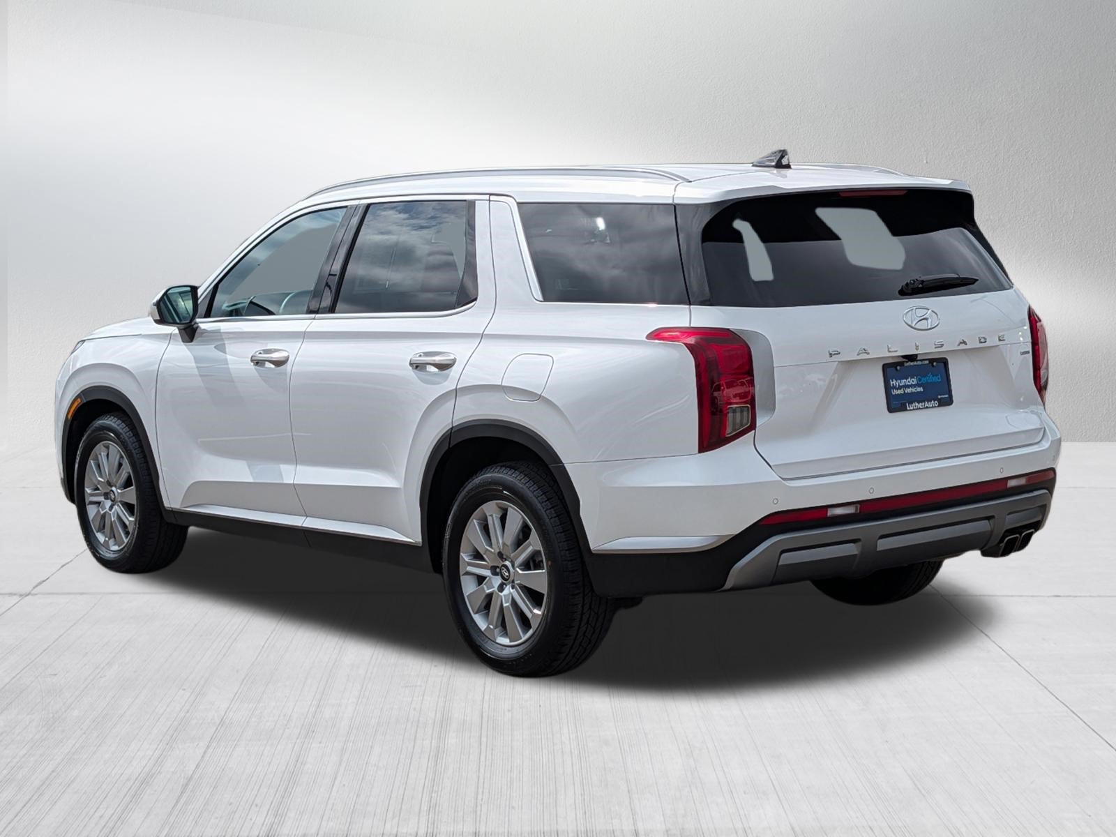 Certified 2025 Hyundai Palisade SEL AWD/4WD image 5