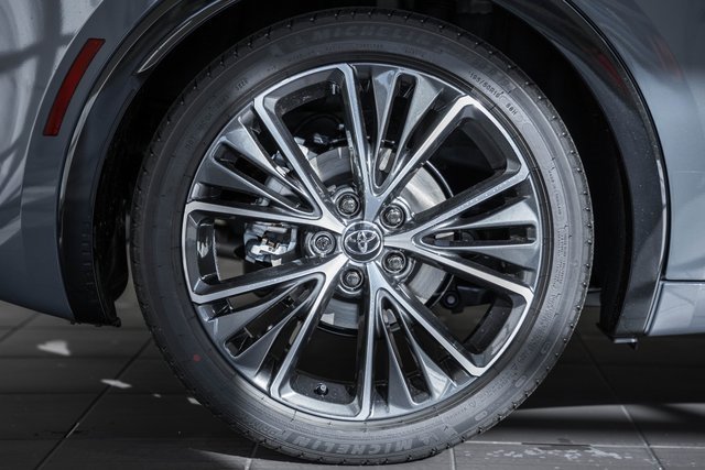 New 2026 Toyota Prius XLE image 17