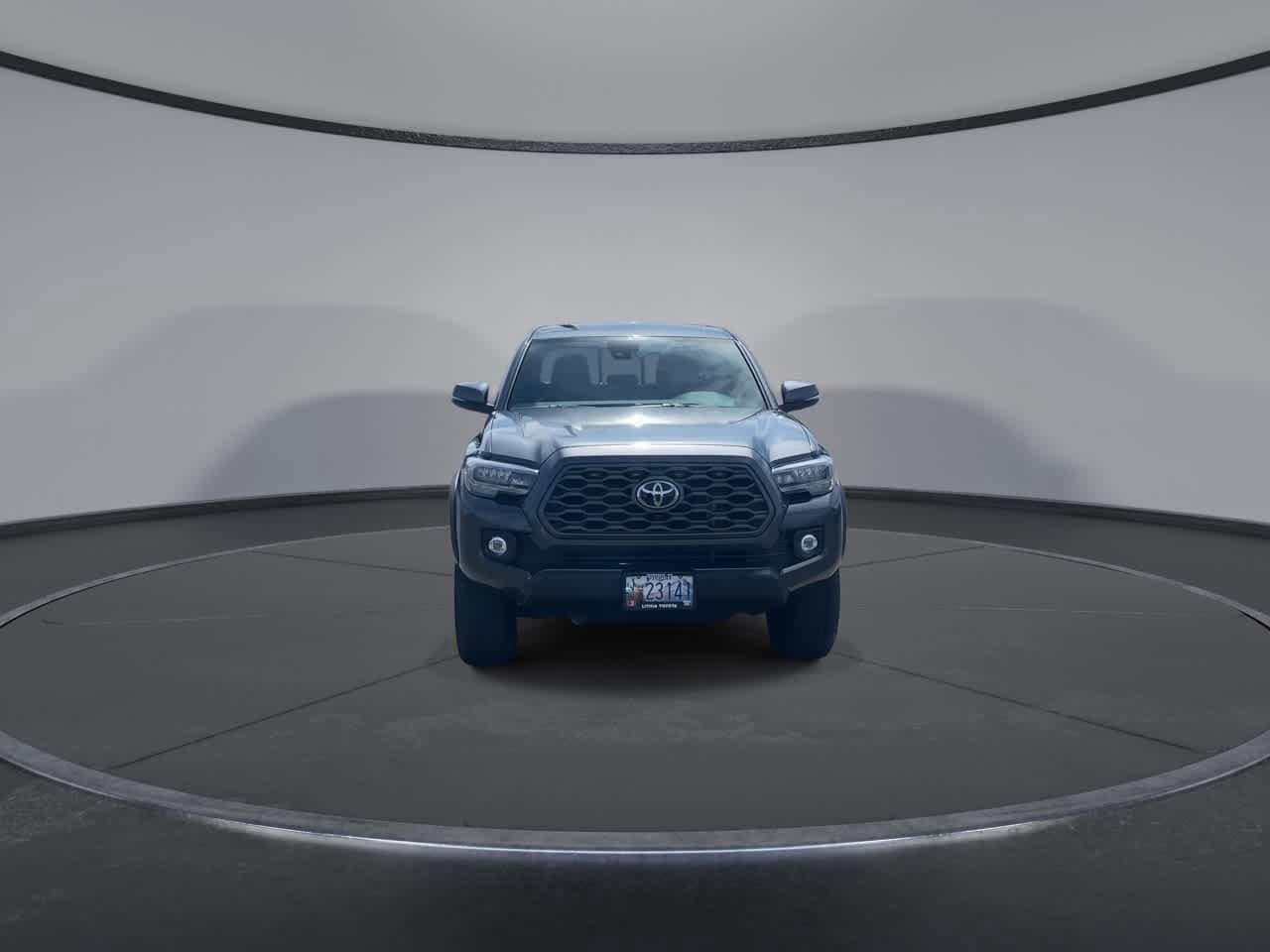 Certified 2020 Toyota Tacoma TRD Off-Road w/ TRD Premium Off Road Package AWD/4WD image 3
