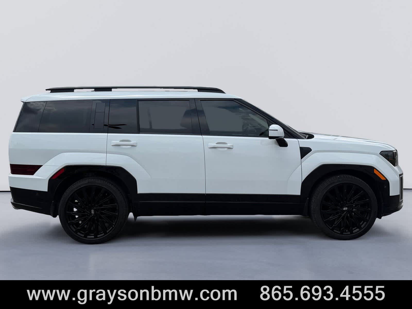 Used 2026 Hyundai Santa Fe Calligraphy AWD/4WD image 2