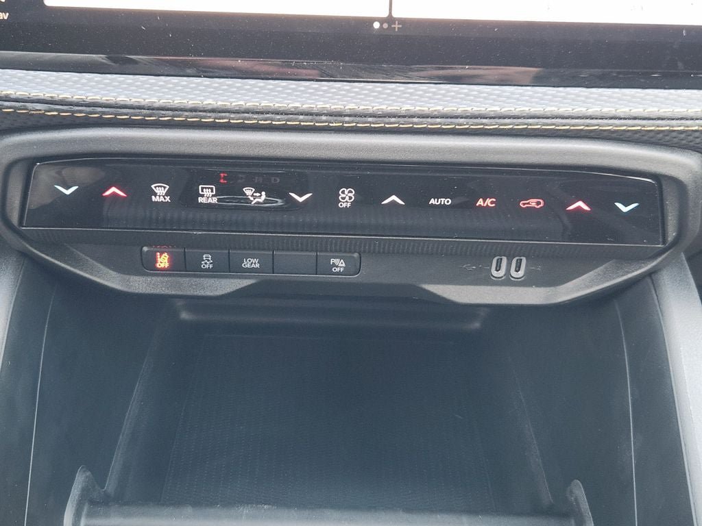 New 2026 Jeep Cherokee Limited AWD/4WD image 14