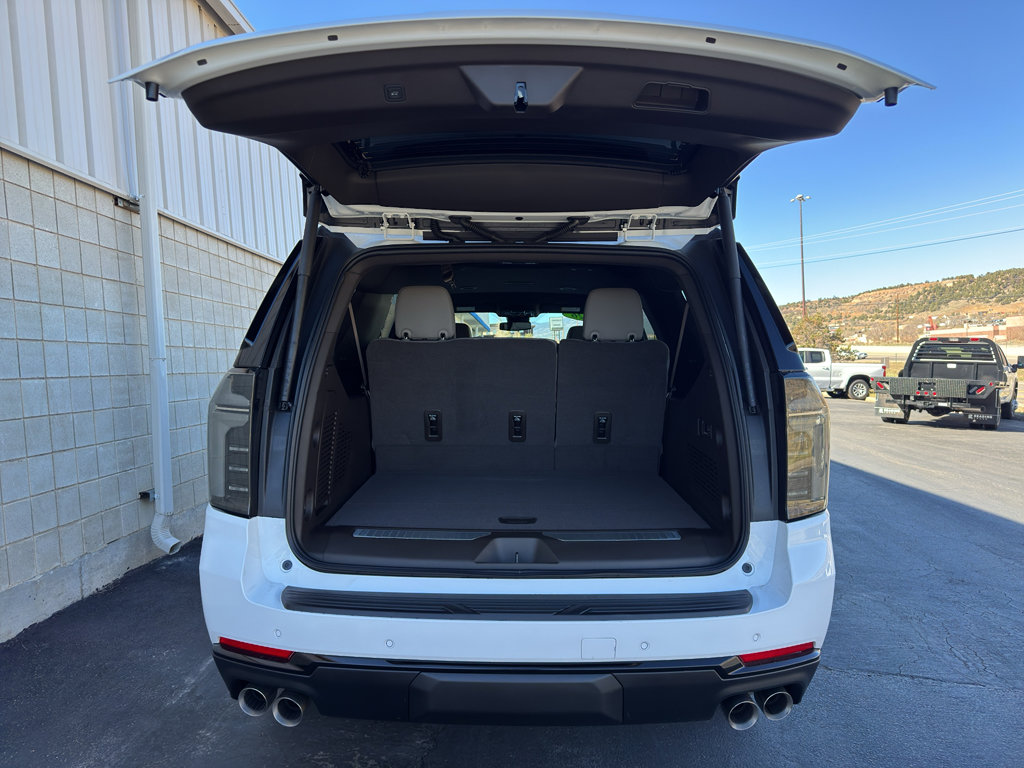 New 2026 Chevrolet Suburban Z71 image 9