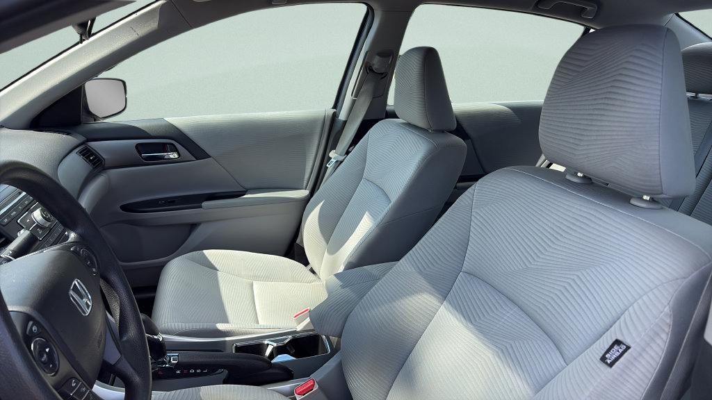 Used 2015 Honda Accord LX image 9