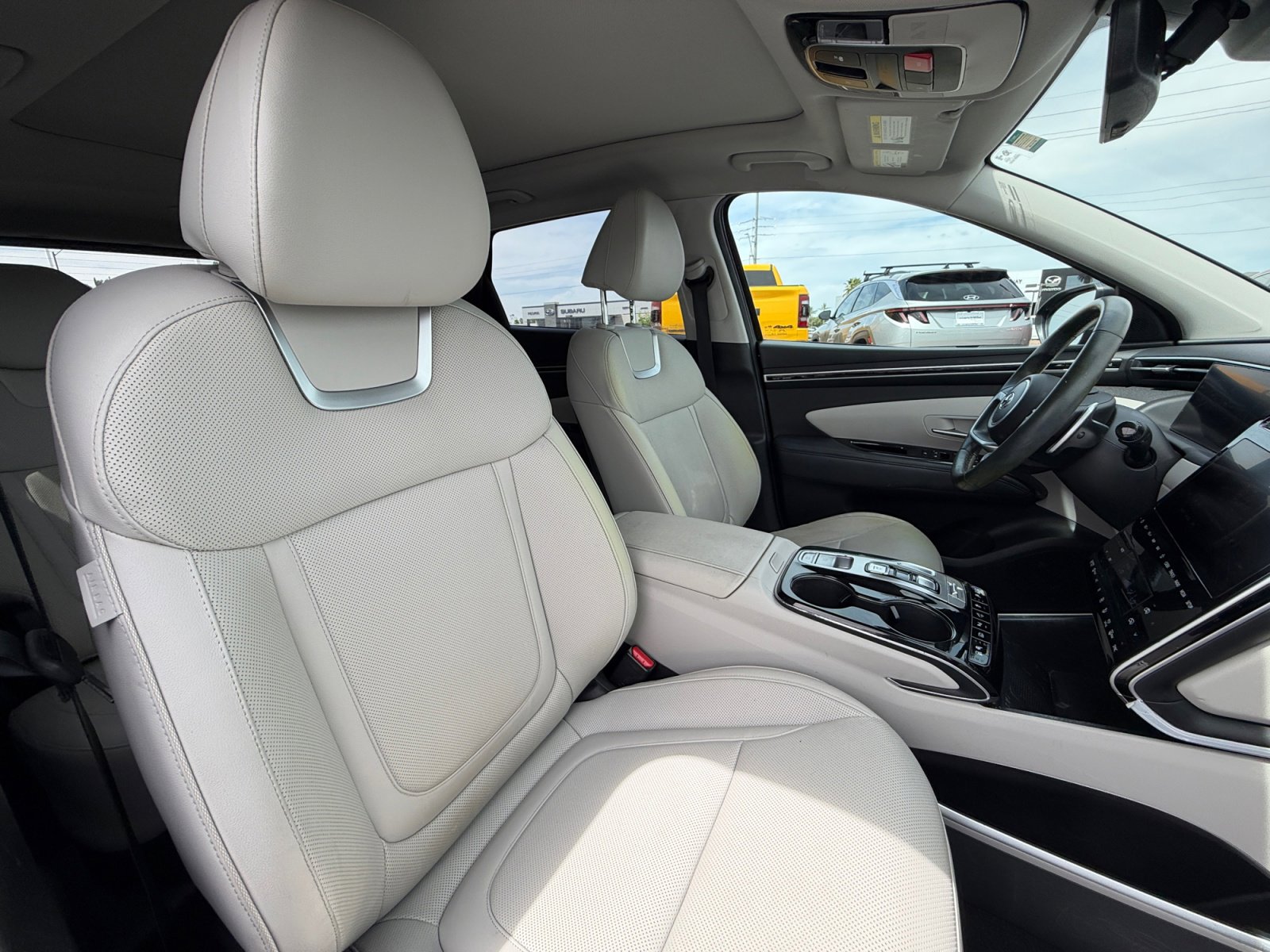 Used 2022 Hyundai Tucson Limited AWD/4WD image 18