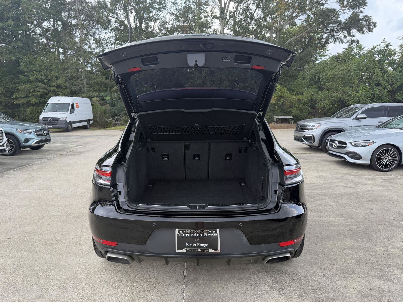 Used 2020 Porsche Macan AWD/4WD image 22