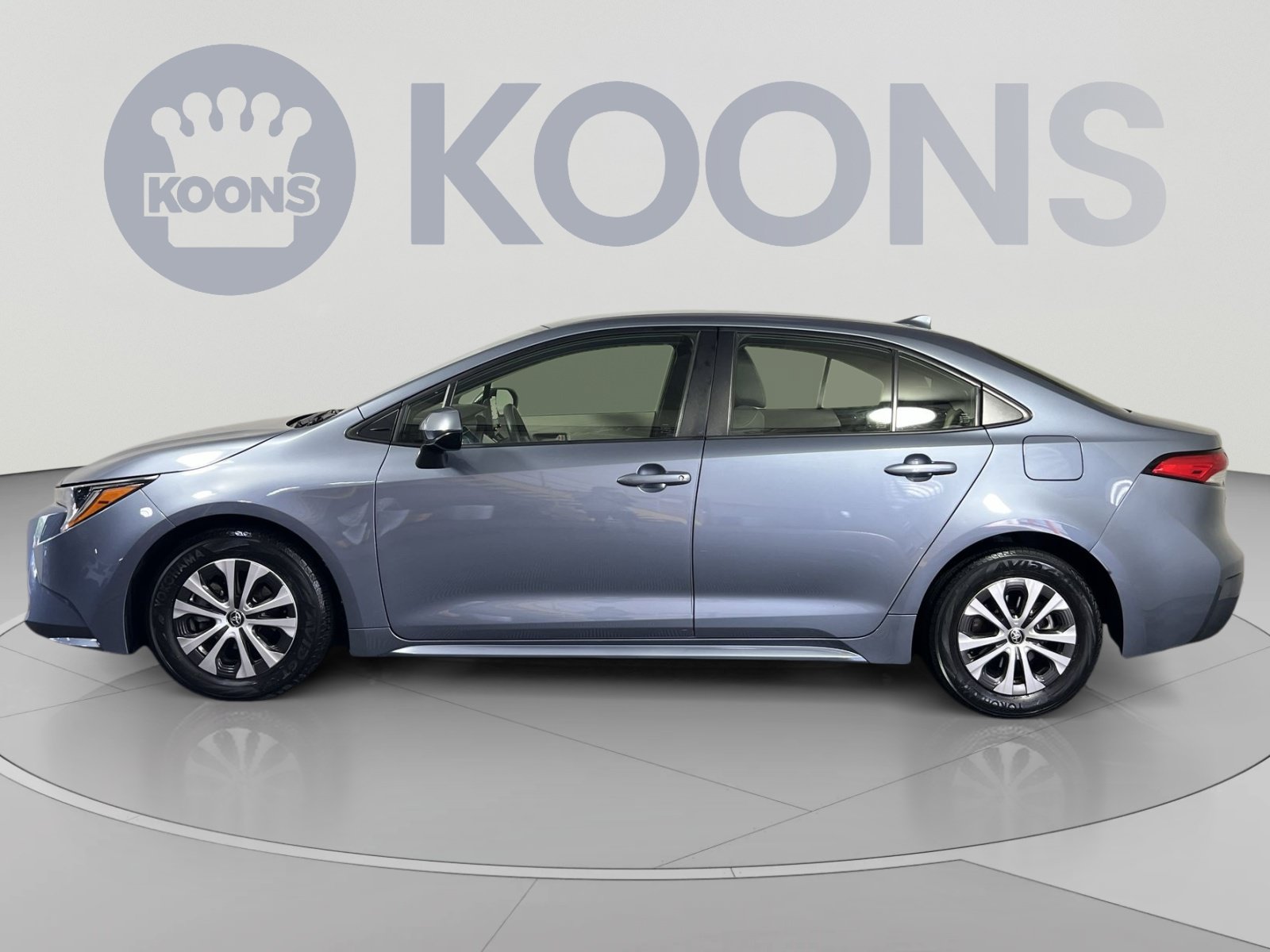 Used 2022 Toyota Corolla LE FWD image 13