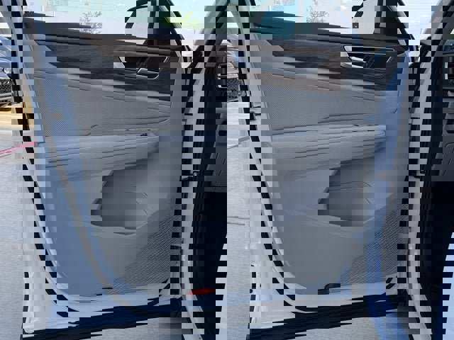 New 2026 Volkswagen Atlas SE image 9