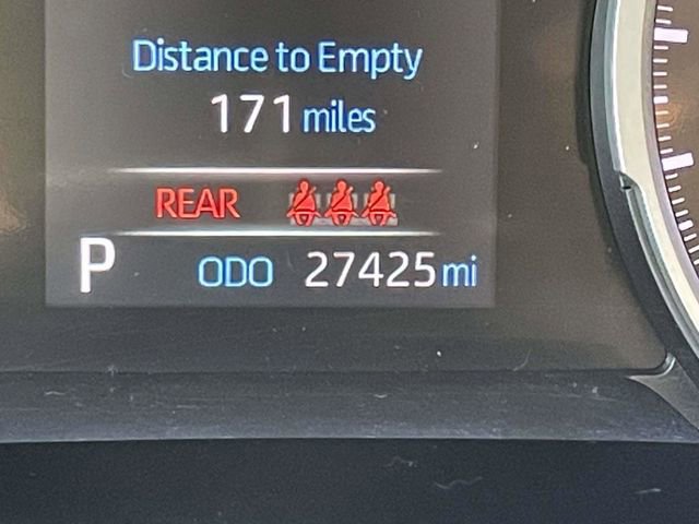 Used 2021 Toyota RAV4 XLE w/ Convenience Package image 25