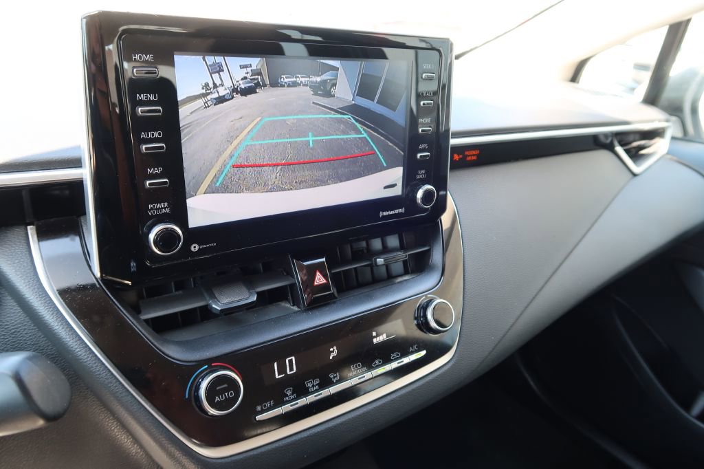 Used 2021 Toyota Corolla LE w/ Carpet Mat Package (TMS) image 15
