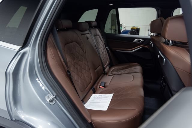 Used 2025 BMW X5 xDrive40i w/ Climate Comfort Package AWD/4WD image 23