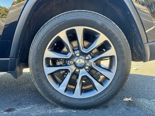 Used 2018 Jeep Grand Cherokee Limited w/ Luxury Group II image 32