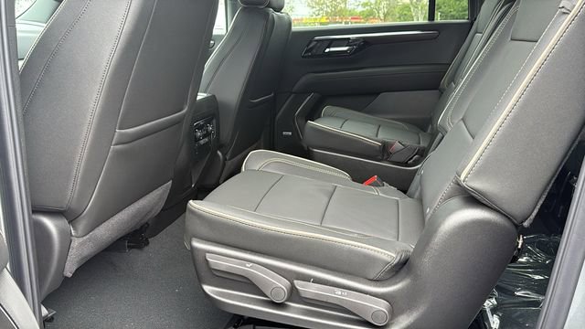 New 2026 Chevrolet Suburban Premier w/ Sun And Tow Package image 27