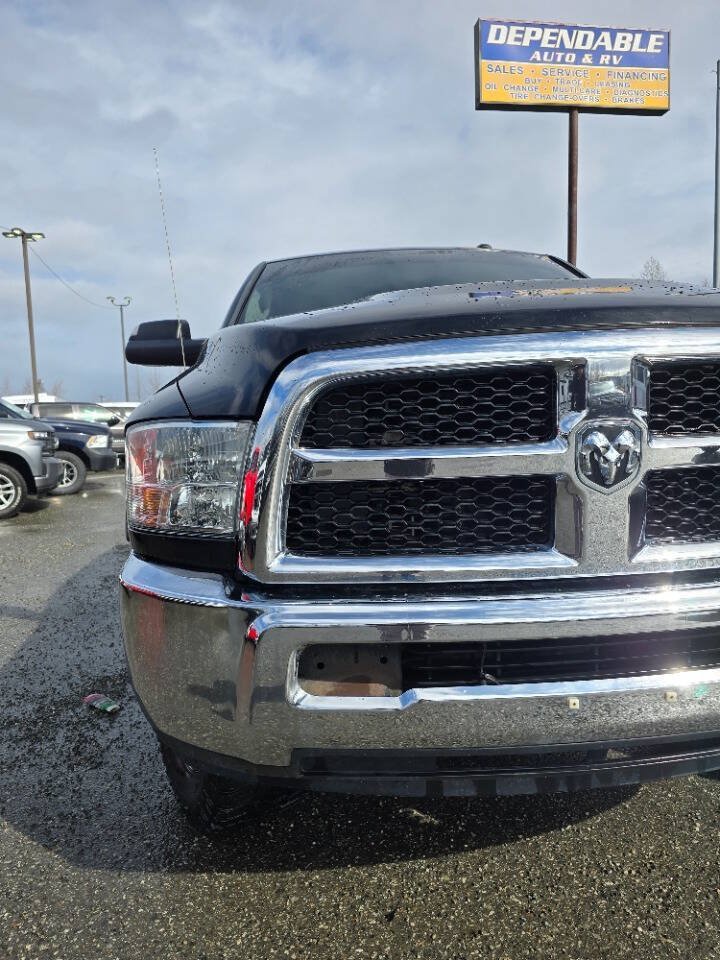 Used 2017 RAM 2500 Tradesman w/ Chrome Appearance Group AWD/4WD image 4
