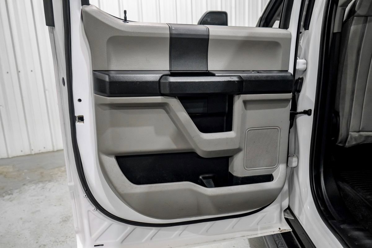 Used 2021 Ford F550 4x4 Crew Cab Super Duty w/ Power Equipment Group image 42