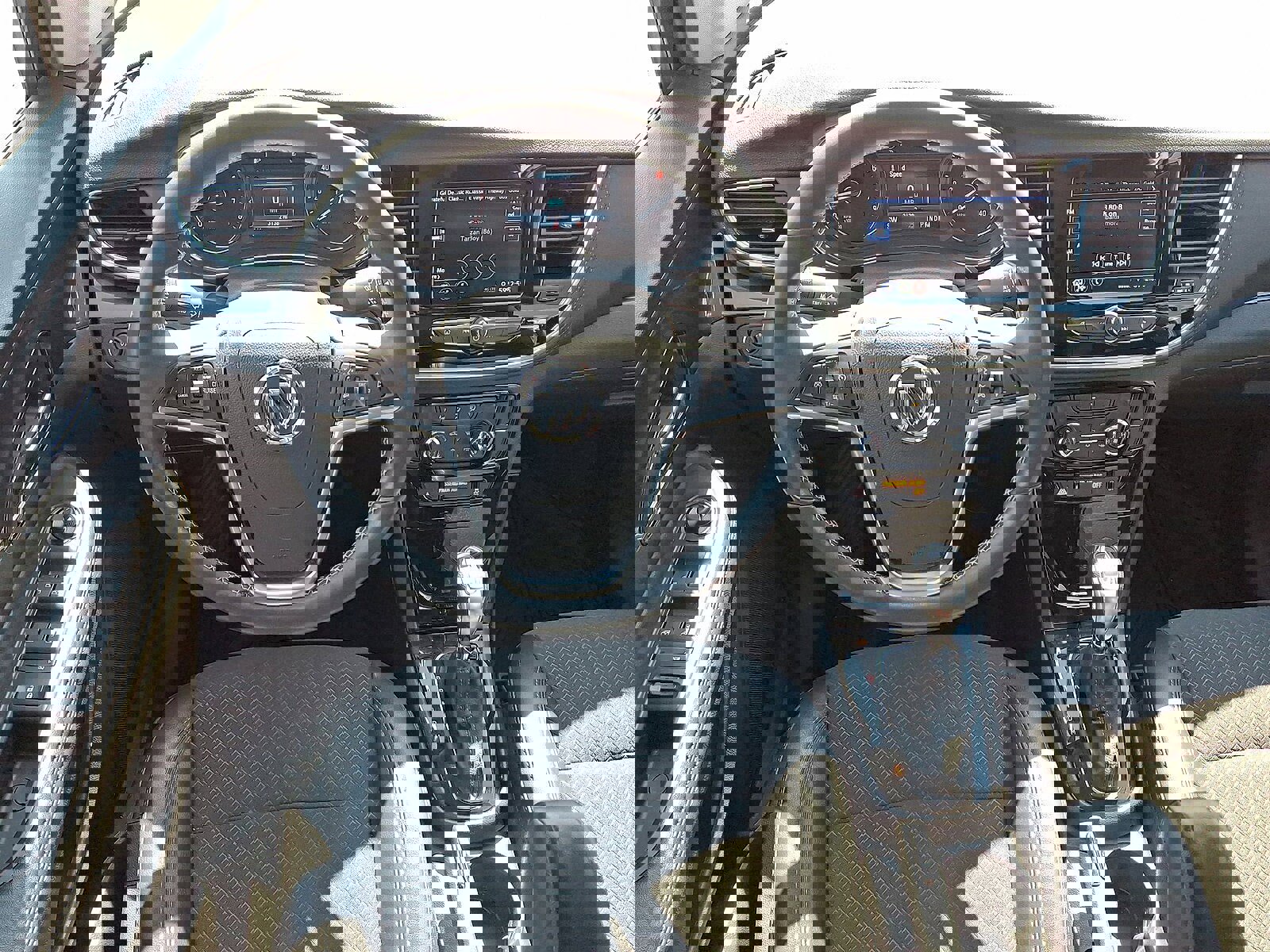 Certified 2022 Buick Encore Preferred w/ Safety Package image 20