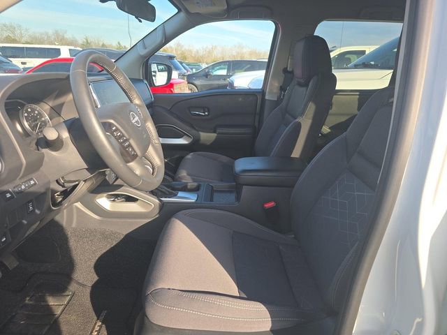 Certified 2025 Nissan Frontier SV w/ SV Convenience Package image 2