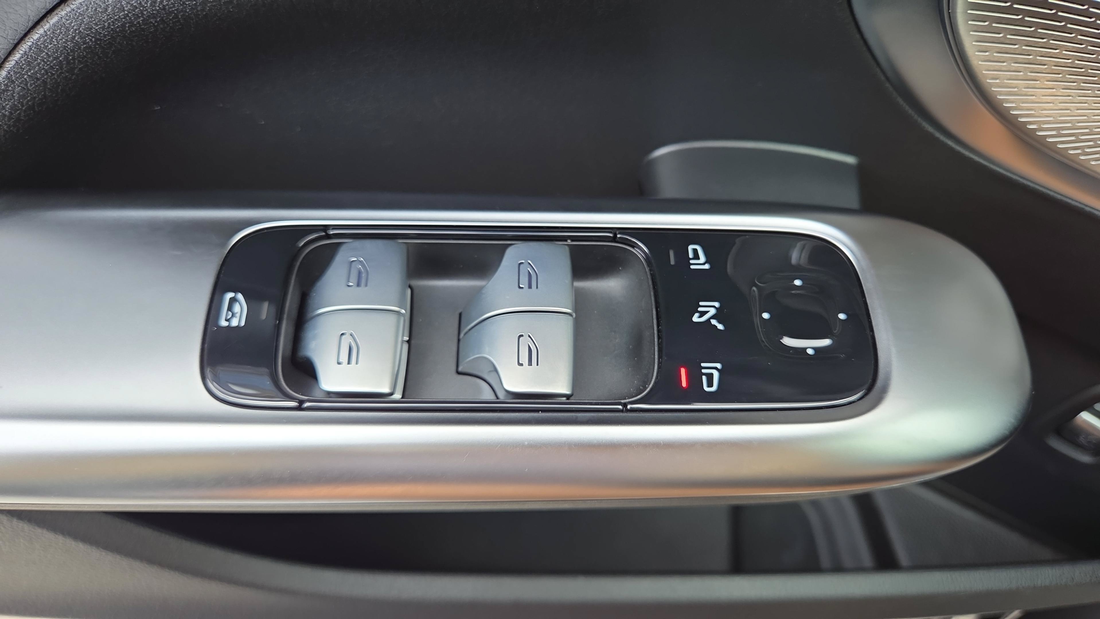 Used 2026 Mercedes-Benz C 300 Sedan image 36
