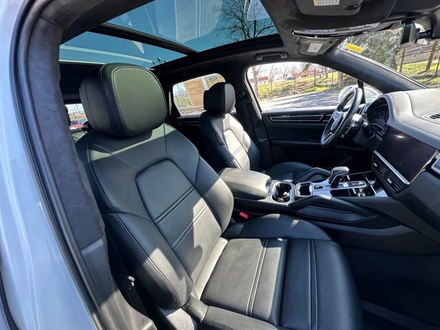 Used 2023 Porsche Cayenne GTS image 36