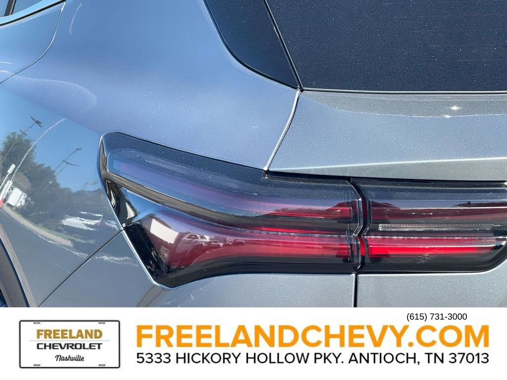 New 2026 Chevrolet Equinox EV LT image 11