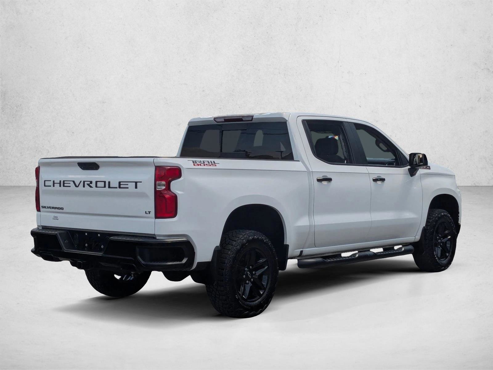 Used 2020 Chevrolet Silverado 1500 LT Trail Boss AWD/4WD image 5
