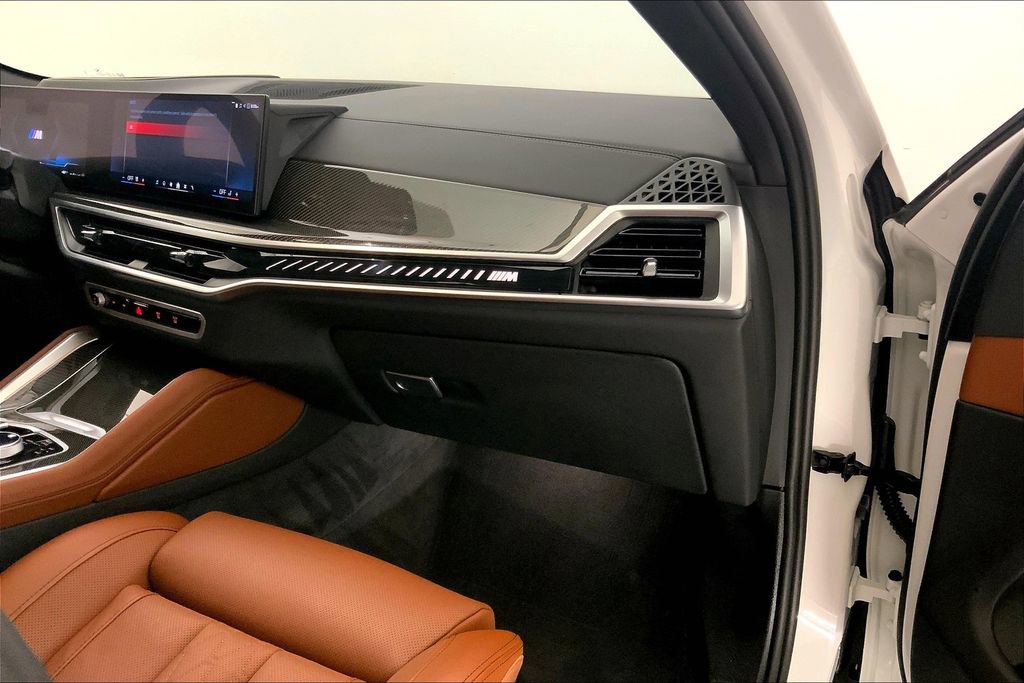 Certified 2025 BMW X6 M60i AWD/4WD image 23