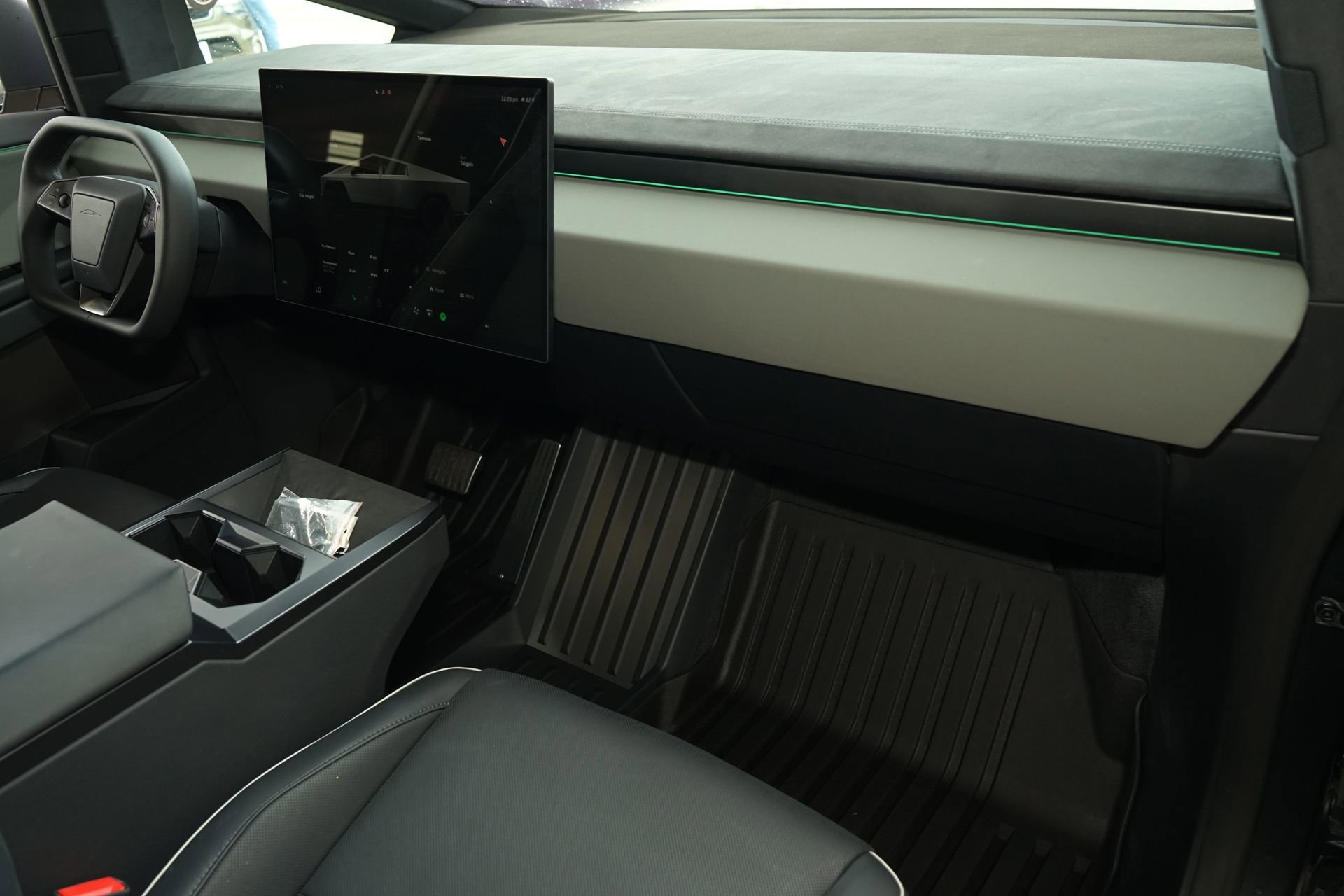 Used 2024 Tesla Cybertruck Cyberbeast image 12