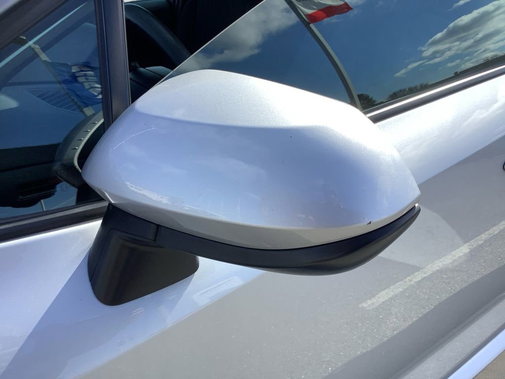 Used 2025 Toyota Corolla LE image 10