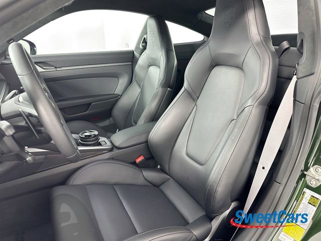 Used 2026 Porsche 911 Carrera RWD image 11