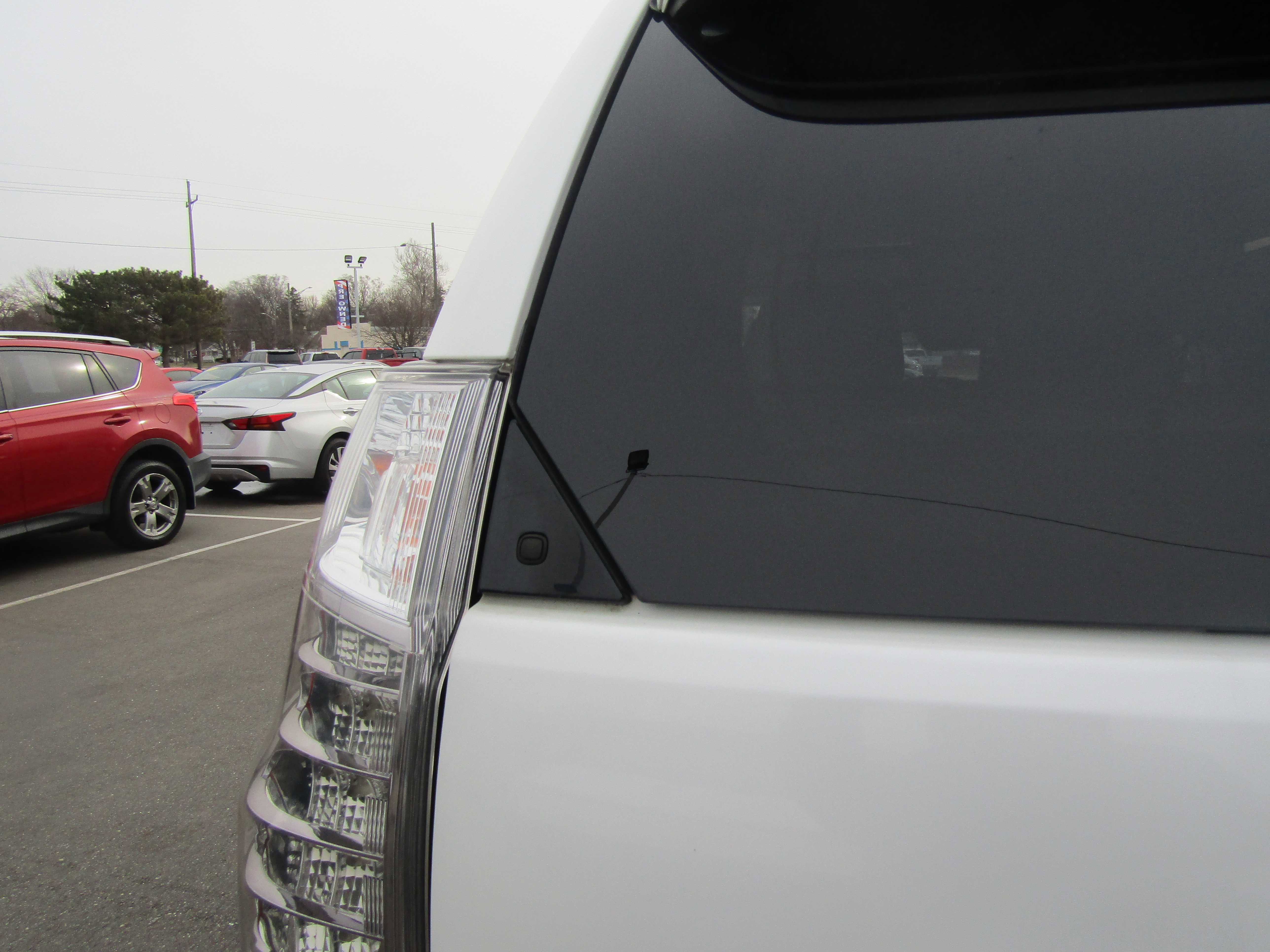 Used 2016 Lexus GX 460 w/ Premium Package image 23