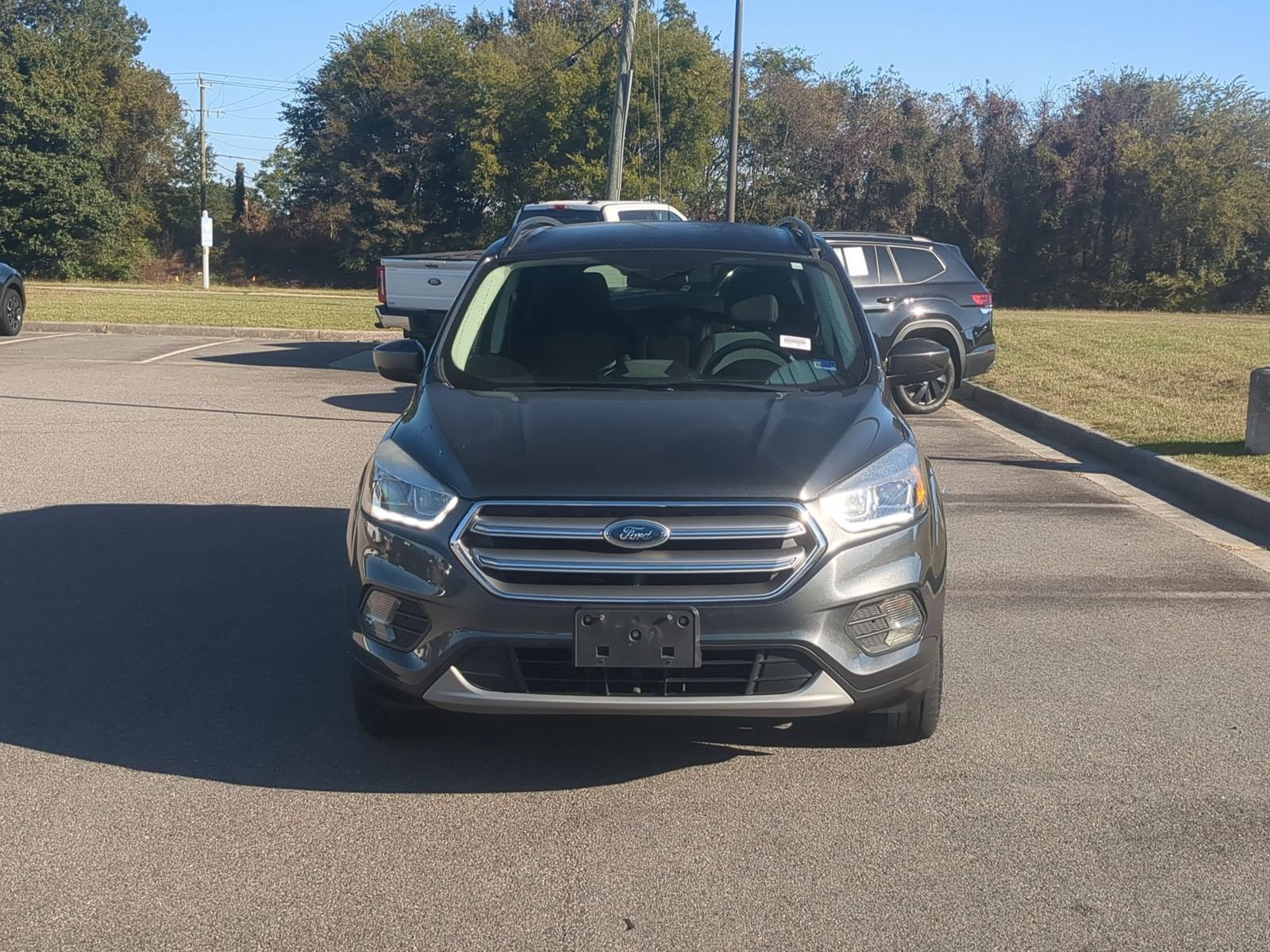 Used 2017 Ford Escape SE w/ Equipment Group 201A AWD/4WD image 8