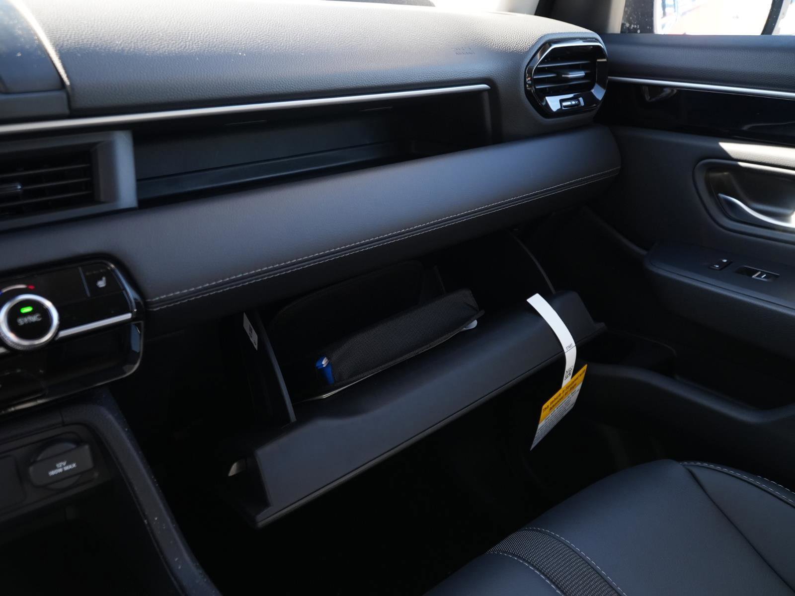 New 2025 Honda Pilot Touring image 30