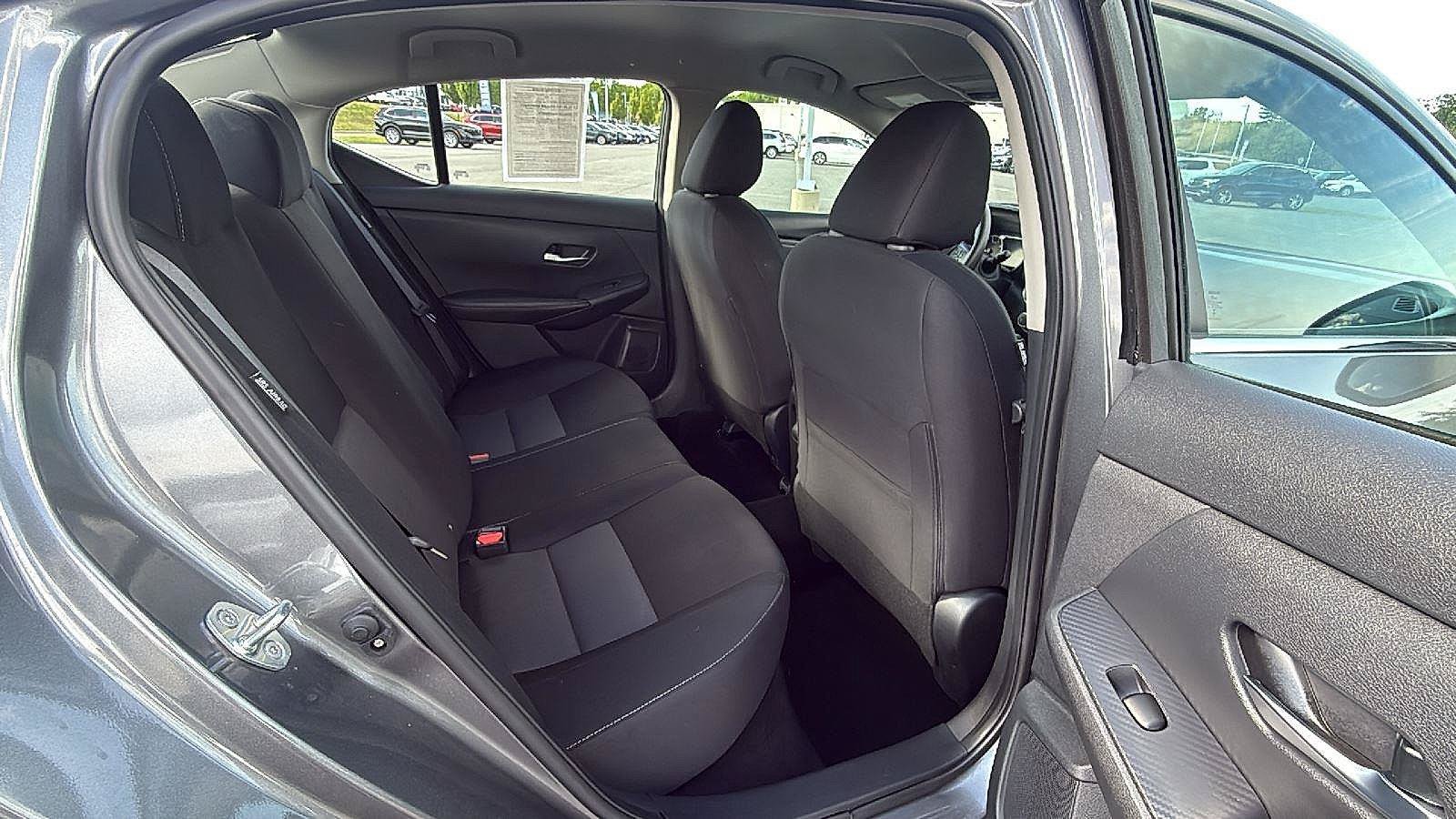 Used 2023 Nissan Sentra SV FWD image 20