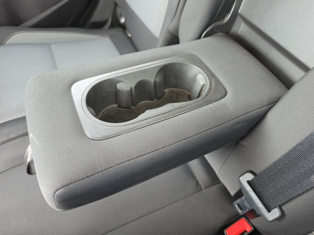 Used 2018 Ford Escape SE FWD image 18