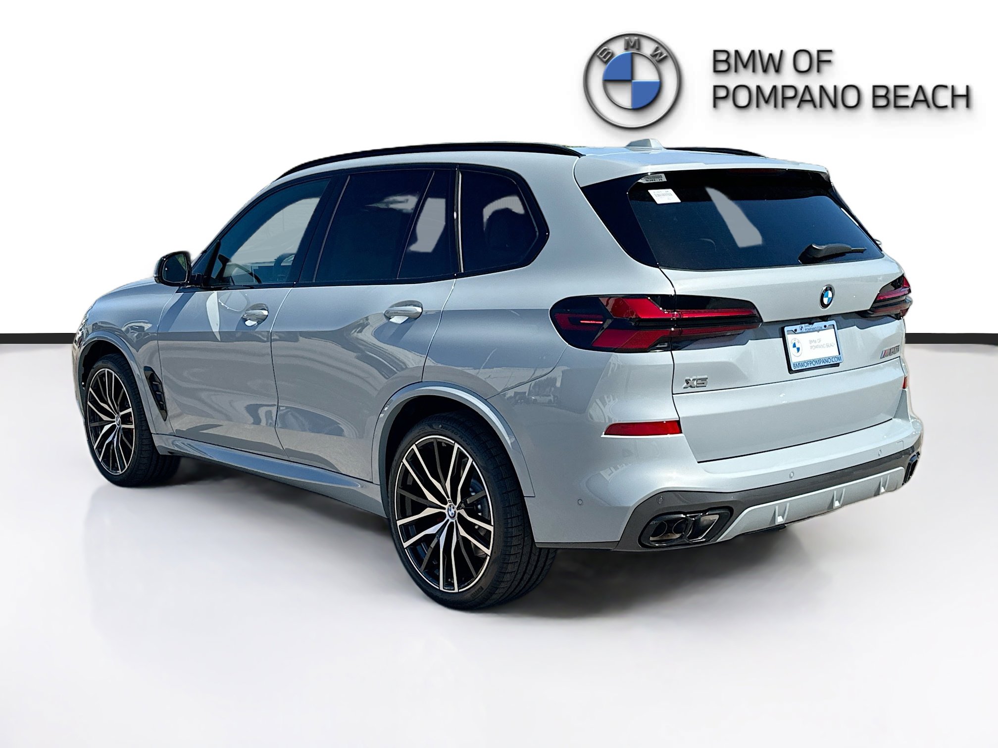 New 2026 BMW X5 M60i w/ Executive Package AWD/4WD image 4